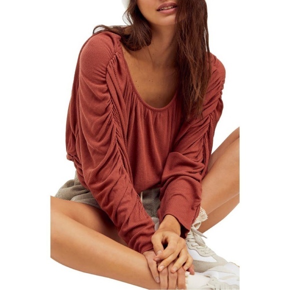 NWT Free People Beach Pleated You’re the One Crop Long Sleeve Small - Picture 1 of 4
